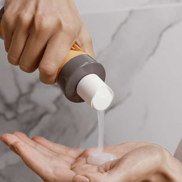 شامپو مخصوص موهای خشک و آسیب دیده