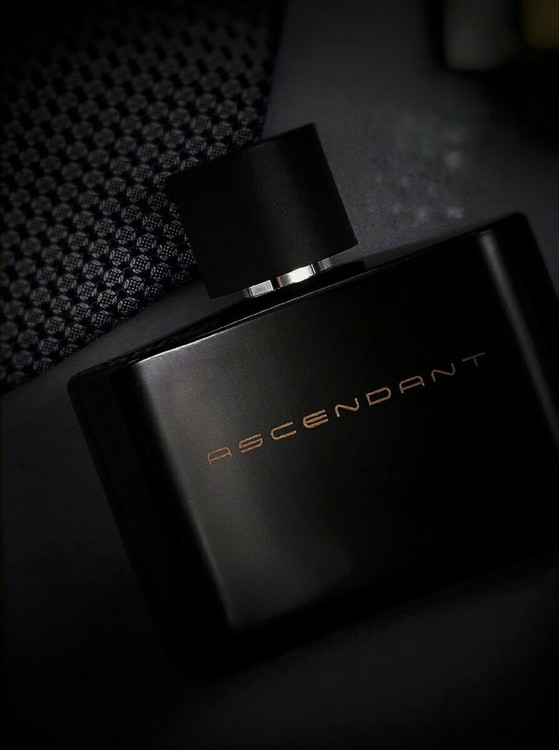 ادوتویلت مردانه اسندنت مشکی اوریفلیم